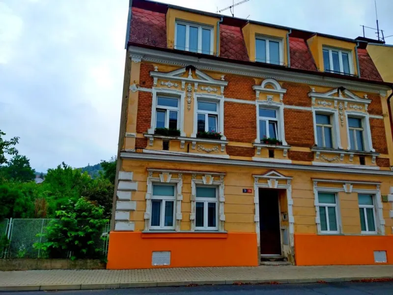 Prostorný jednopokojový byt na pronájem v Krupce