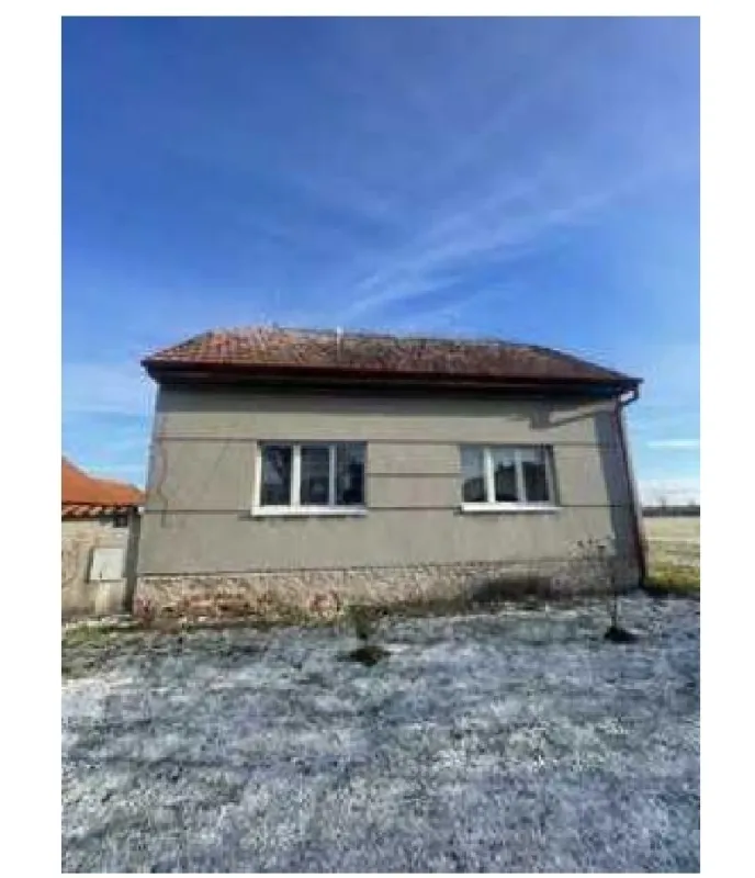 Podíl na rodinném domě s pozemky, k.ú. Klipec