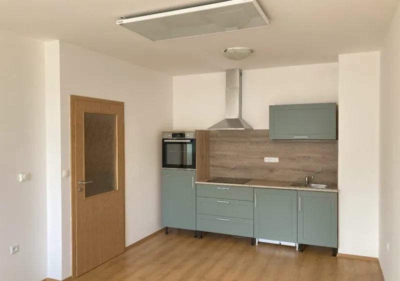 Pronájem bytu 2+kk 45 m² Jihlava, Buková