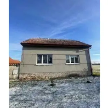 Podíl na rodinném domě s pozemky, k.ú. Klipec