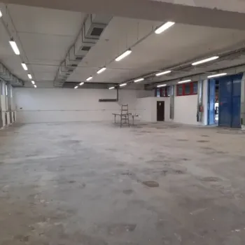Pronajmu areál v Újezdě u Brna 345 m2
