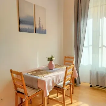 48m2 osobní vlastnictví - byt - Holešovice - 1NP +1PP